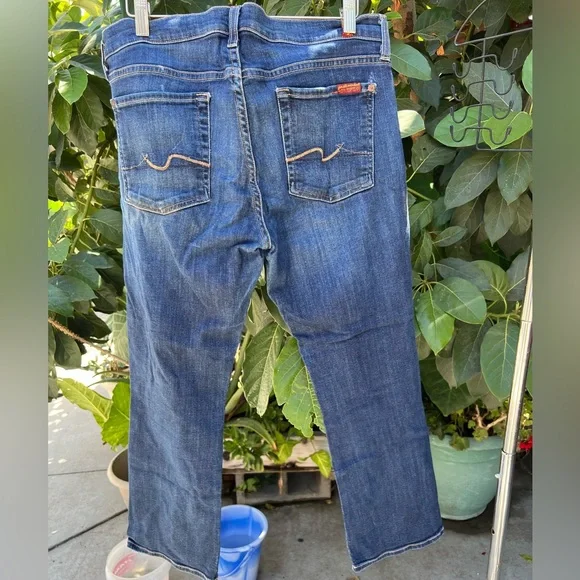 7 for all mankind crop flare jeans - Picture 2 of 3